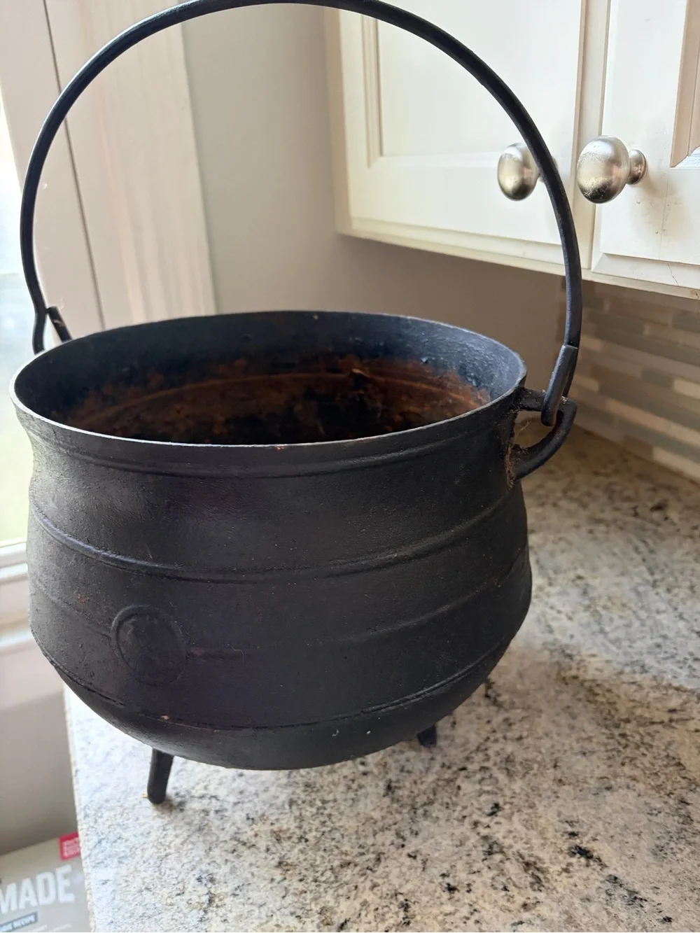 Swain Black Cast Iron Pot Cauldron large forged in England